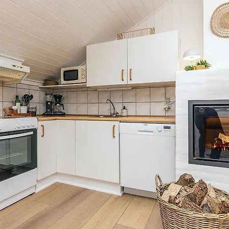 Holiday home Lxiii